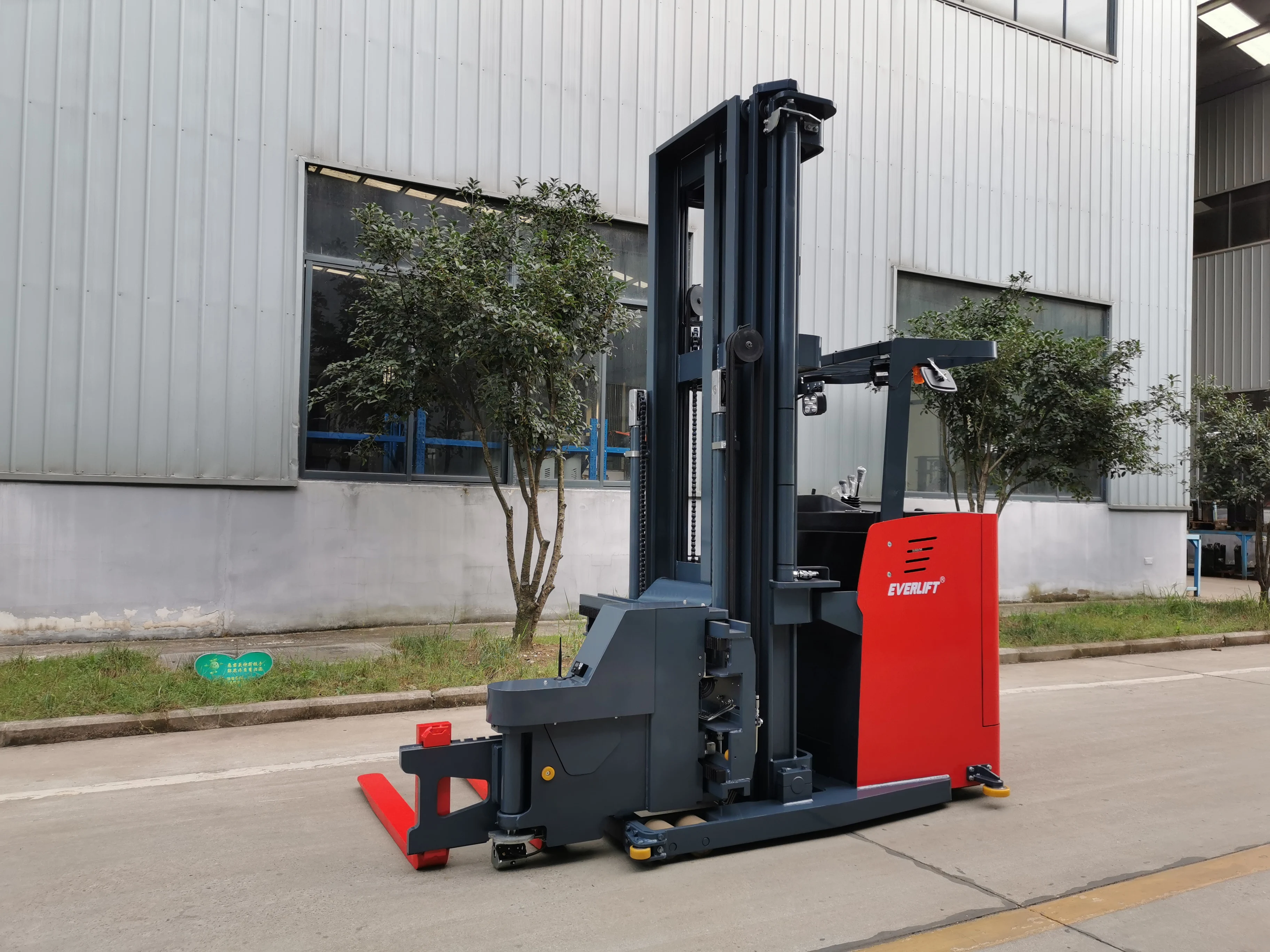 3-way Forklift Very Narrow Aisle Lifter Electric Stacker High Lifting Reach Truck for Warehousing Electric Stacker Forklift
