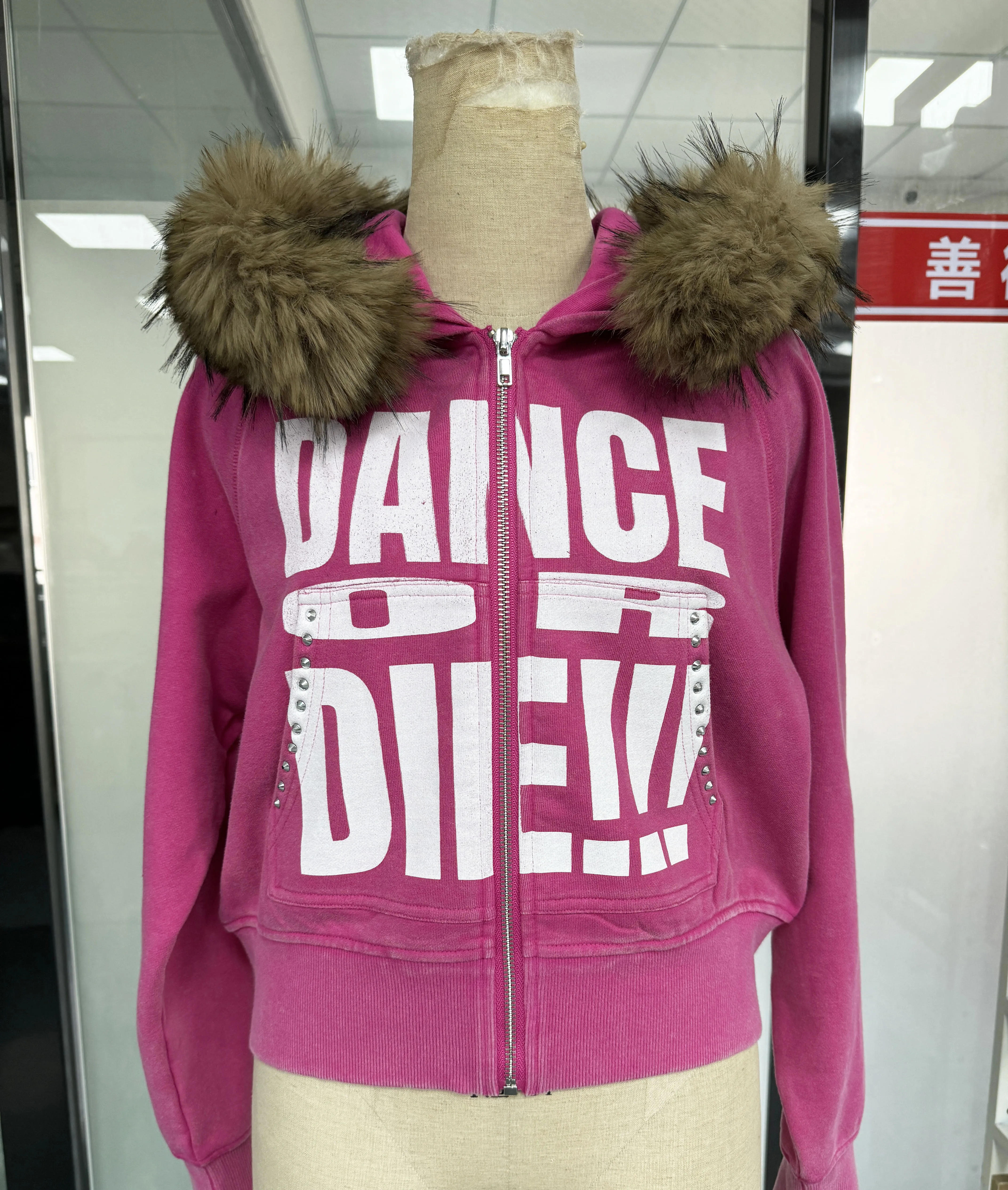 Salati Manufacturer Custom Y2K Woman 300 GSM Faux Fur Pink Screen Print Crystal Zip Distressed Crop Top Rhinestone Hoodie Women
