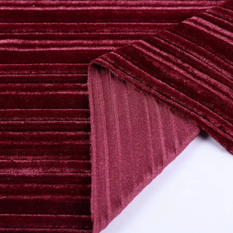 Latestデザイン赤ストライプ洋裁クラッシュプリーツベルベット生地 Buy プリーツベルベット生地 つぶす生地 洋裁生地 Product On Alibaba Com