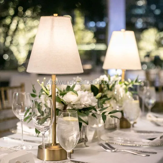 Moderne Konische Batteriebetriebene Kabellose Buffet-led-lampen Für Event-tischdekoration