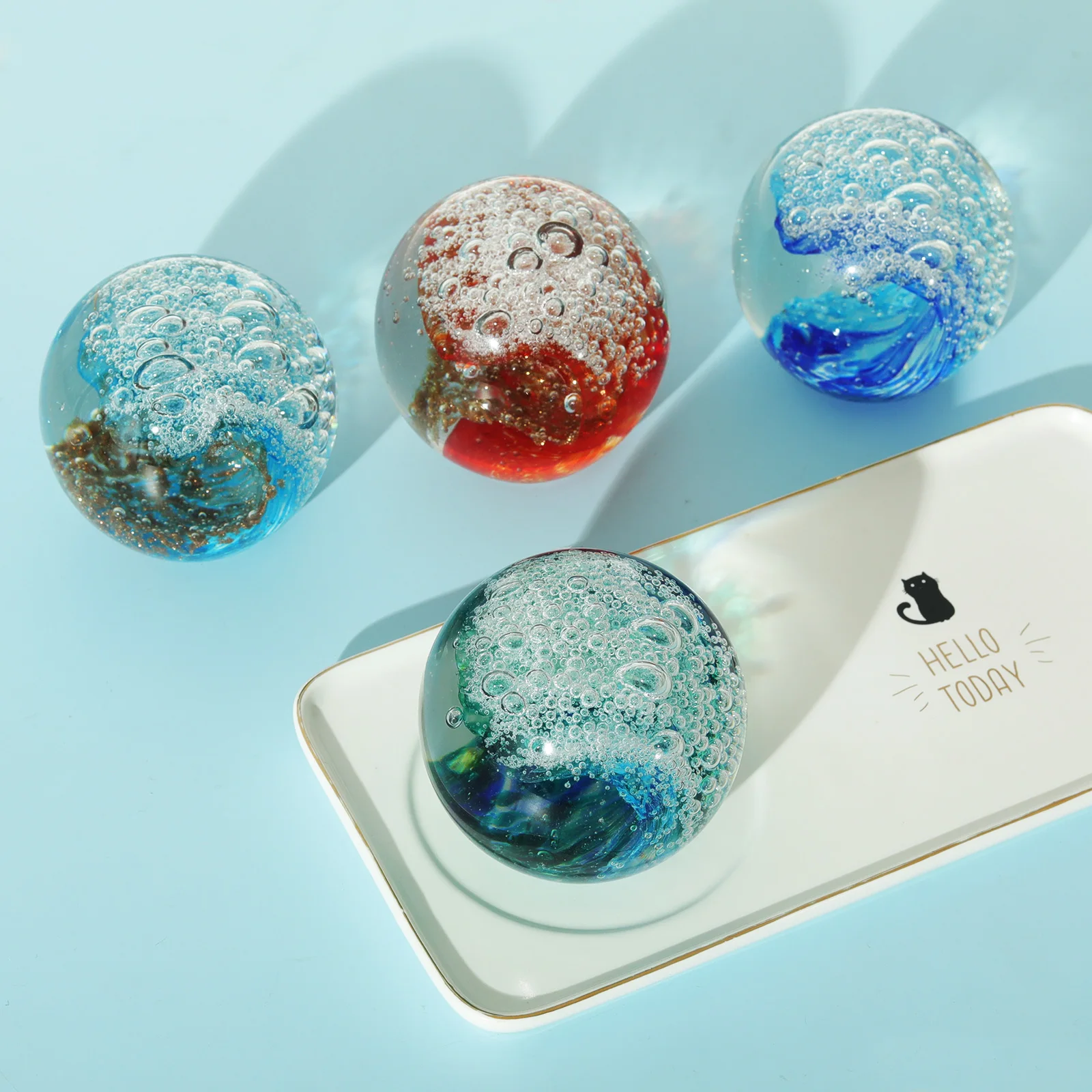 CRUMANCY Ocean Orb Crystal - Handgeblasene Glasfigur Mit Ozeanwellen