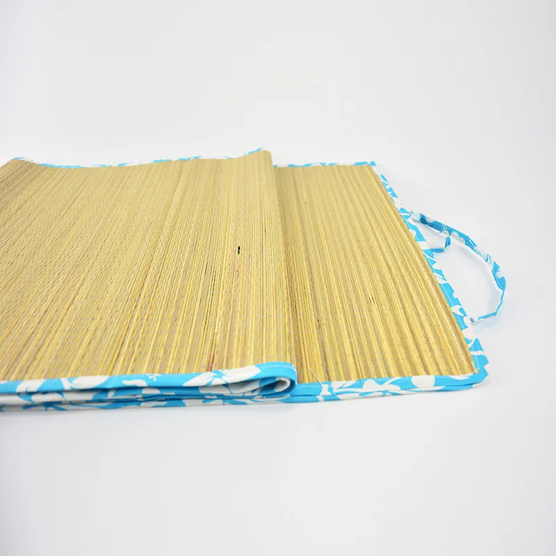Promotional Portable Tropical Woven Straw Beach Mat Folding Sand Free