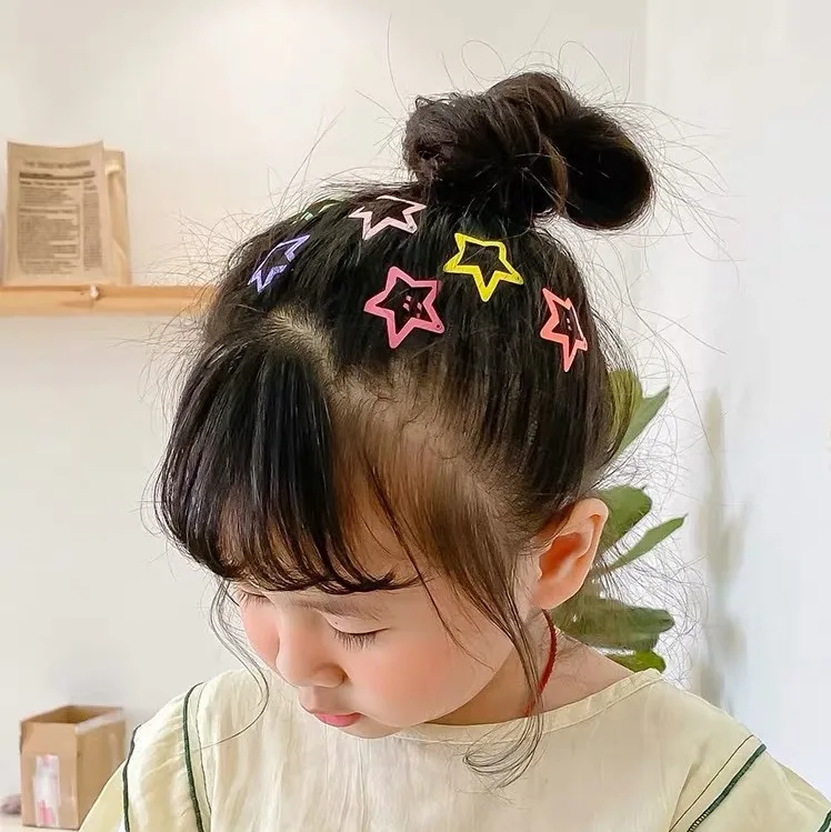 Маленькие изысканные металлические заколки для волос в форме звезд для малышей
