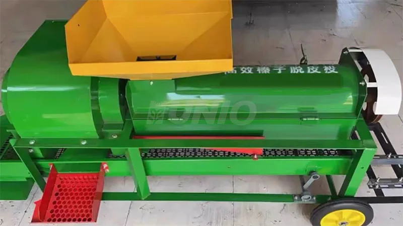 Factory Supply Chestnut Sheller Machine Hazelnut Hulling Machine Dry and Wet Peeling Machine Hazelnut Harvester