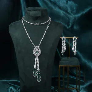 BRIDETALK Women's Classic Pearl Tassel Necklace Earrings Set Green Zircon Brass Inlaid for Banquets Parties Fashion Jewelry