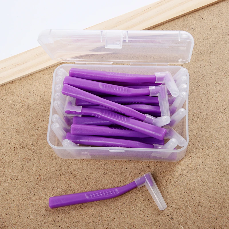 L-образная межзубная щетка с длинной ручкой