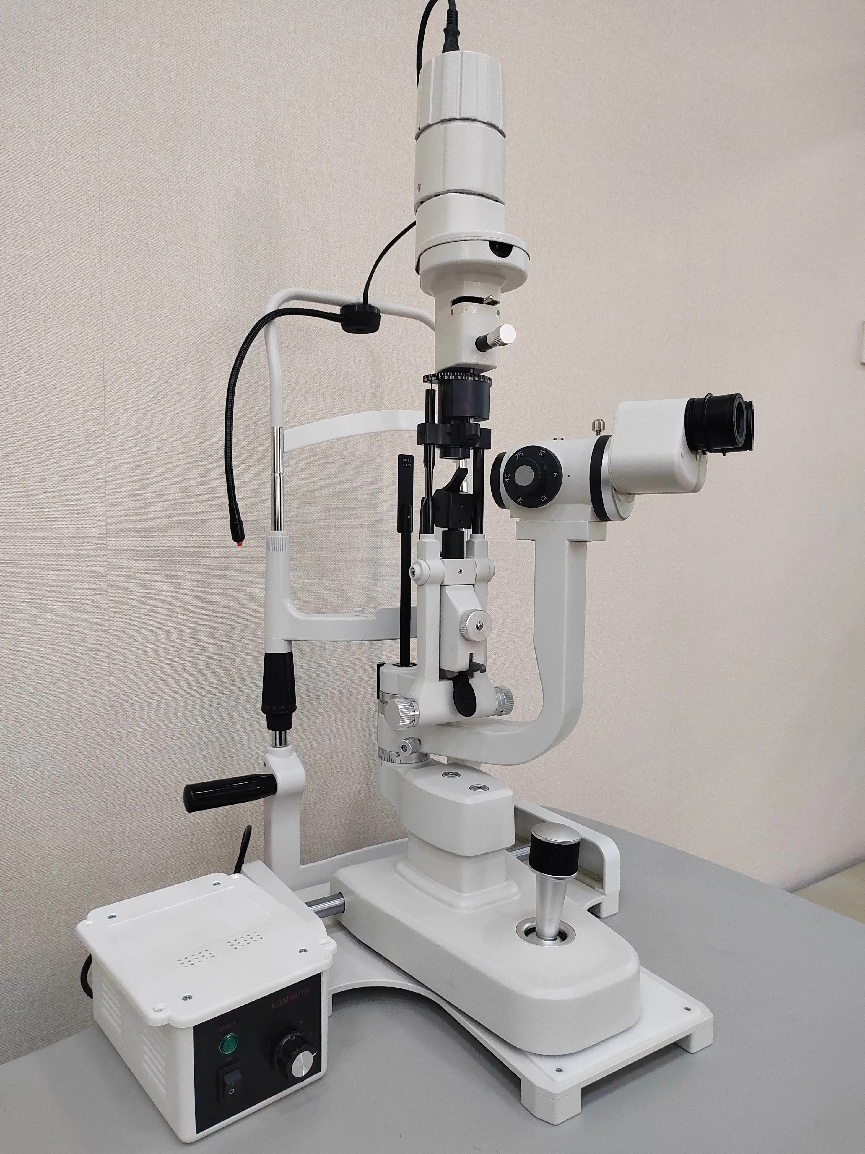 Hospital Approved RTS Digital Slit Lamp Microscope BL-88 LED Microscope Ophthalmic Equipment Factory Price