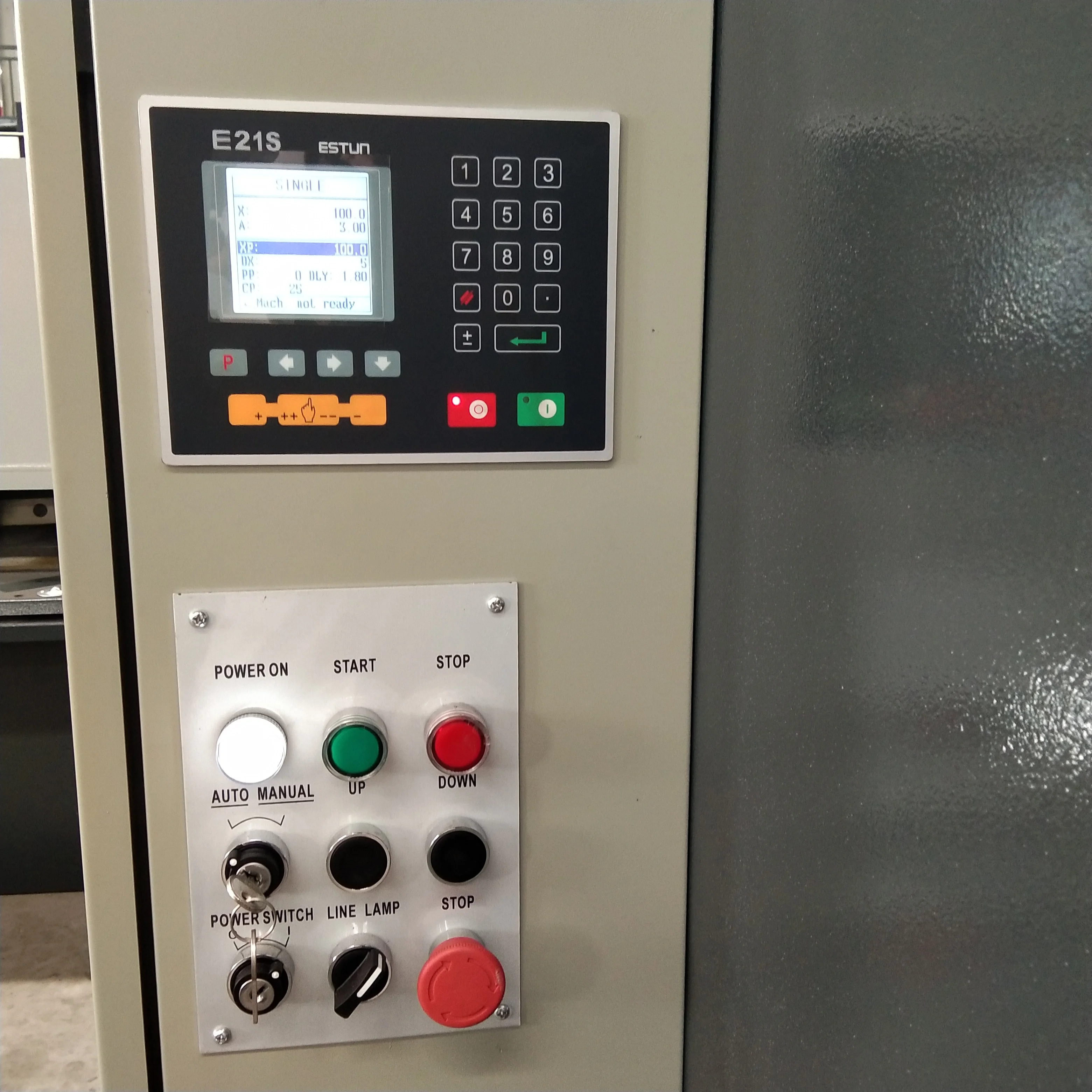 Wholesale Price CNC Controller for Press Brake ESTUN E21E200 E21S E200P Delem DA66T DA52S