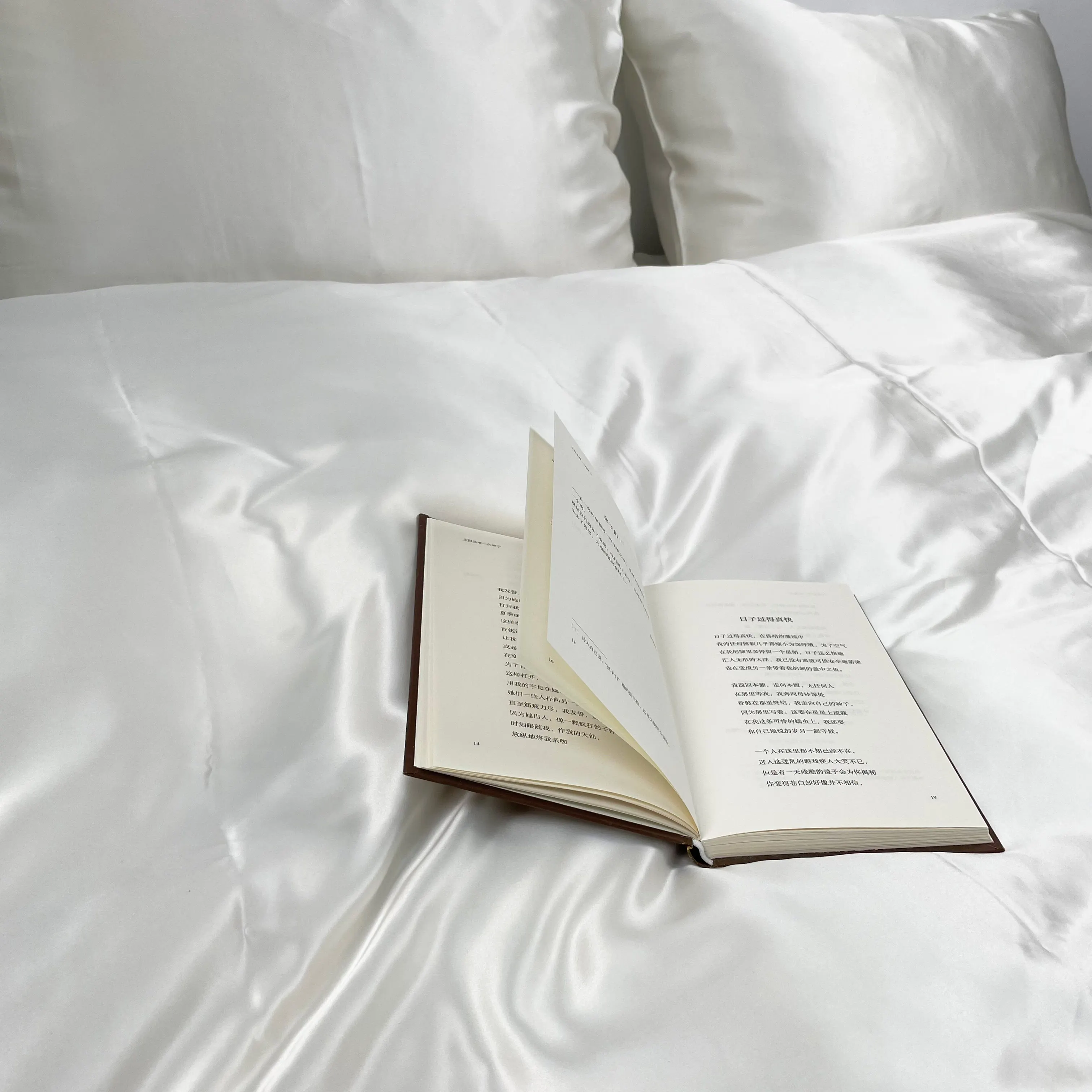 Customized Duvet Cover Washable 100 Silk Quilt Cover Good Quality Silk Bedding Set Buy Quilt Cover Washable Duvet Cover 100 Silk Quilt Cover Product On Alibaba Com