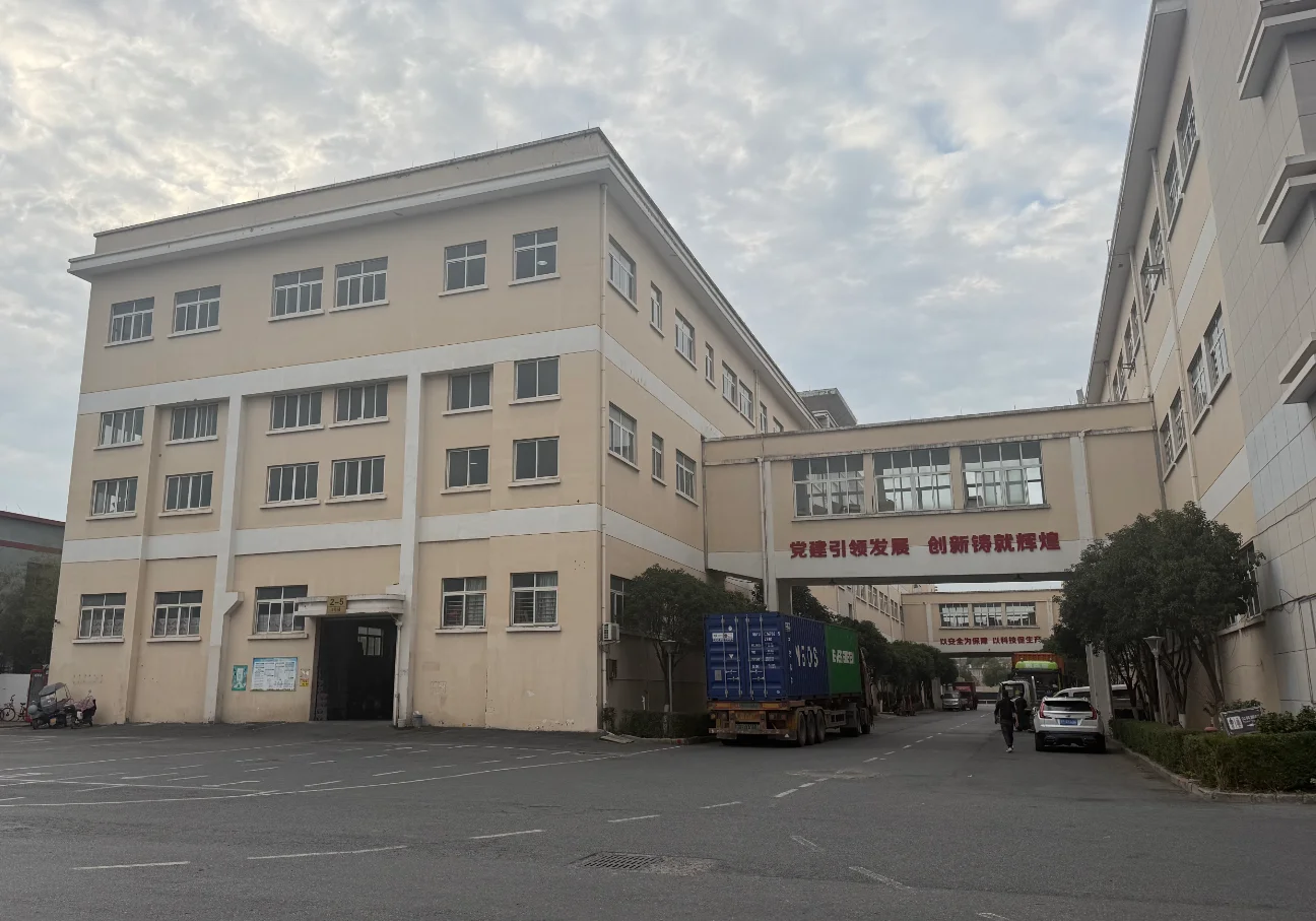 Yiwu Bridge Chance Import And Export Co., Ltd.