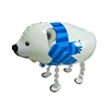 Orso polare che cammina