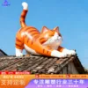Escultura de gatito de dibujos animados