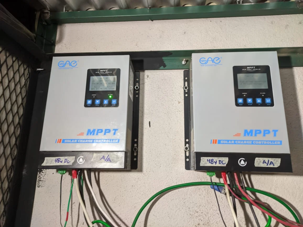 Contrôleur Solaire MPPT 80A 12/24V – Avec Affichage LCD, Autonome