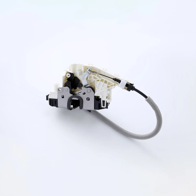 Wq041 Auto Body Parts Front Left Door Lock Module 2047202735 For Mercedes Benz W204 W212 X204