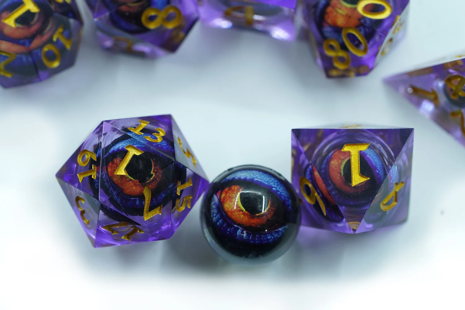 Yushun 7pcs/set dados líquidos resinosos poliédricos para TRPG Xogo de táboa D4-D20