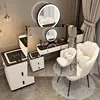 Silla Petal blanca 125.55