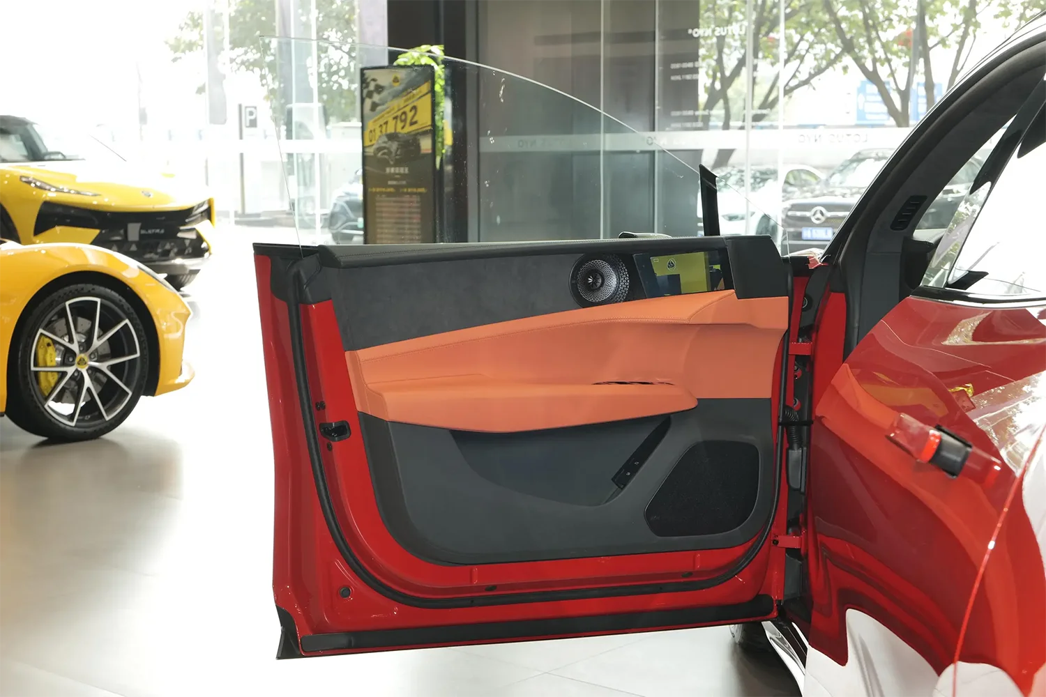 2024 Lotus NYO Emeya S+ R+ Pure Electric 4 Doors 5 Seats 0KM Used New Cars New Energy Vehicles China Car for Export
