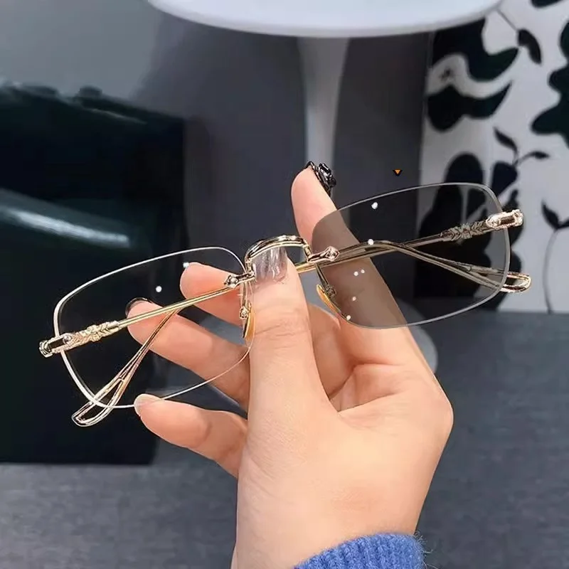 Rimless Photochromic Glasses - UV Protection for All display picture 2
