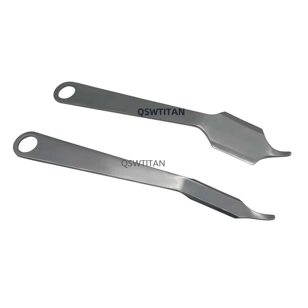 Hohmann Retractor View 4