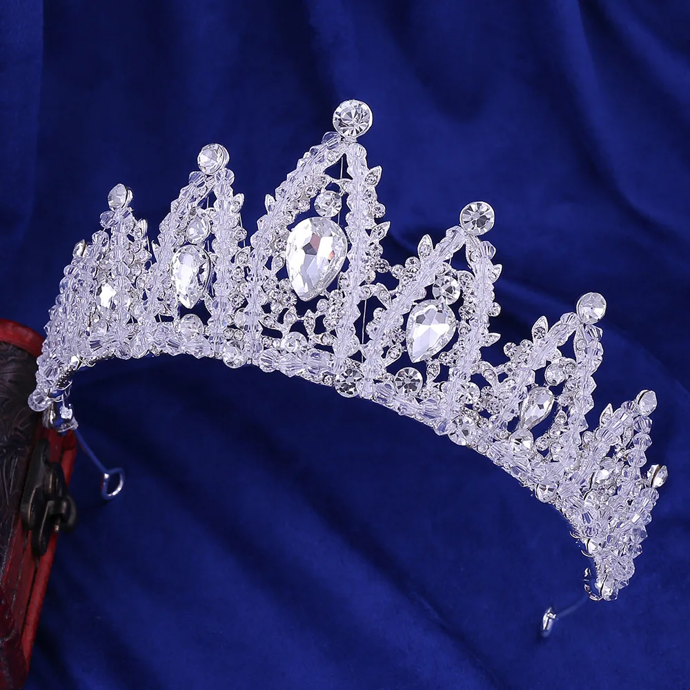 Комплект из колье и серёг с короной