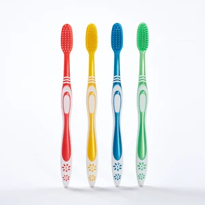 Hot Selling Adult Manual Plastic Toothbrush Efficient Teeth Cleaning Soft Nylon Biodegradable Oral Care Household Product