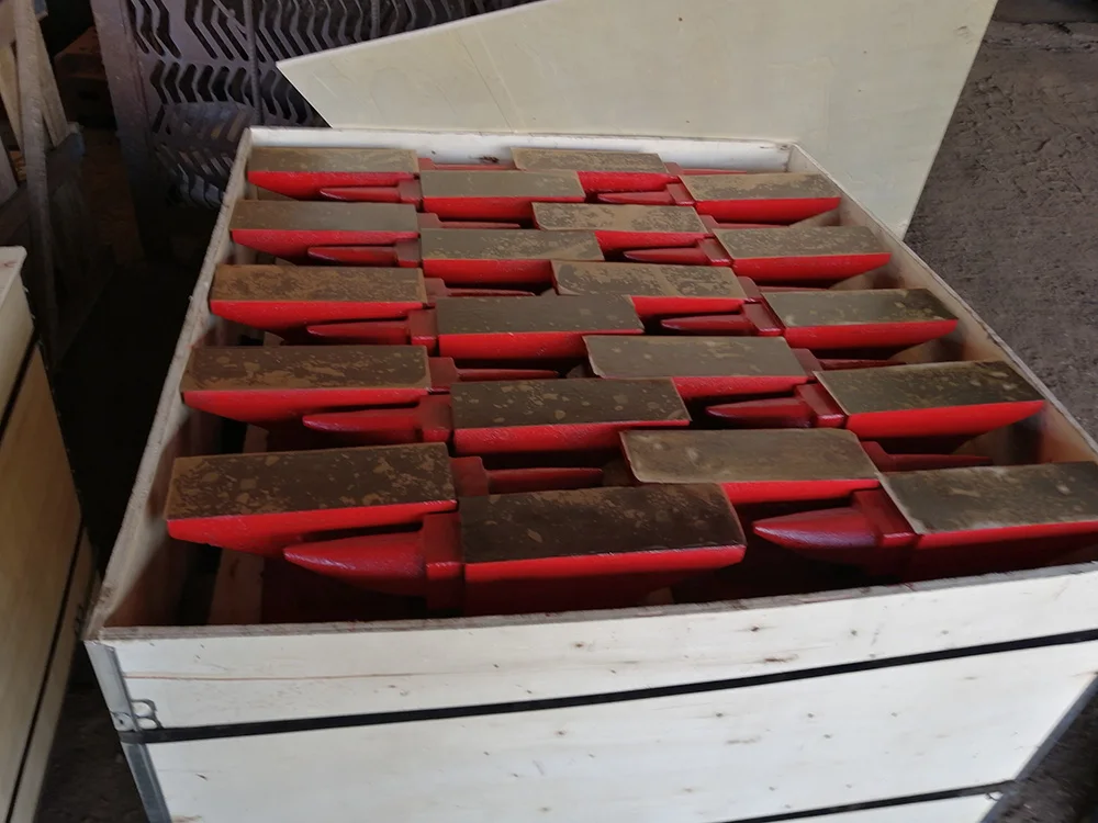 
Наковальня из углеродистой стали отличного качества, 100 кг 