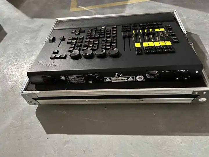 Grandma2 Fader Wing - DJ Lamp Control for Stage Events