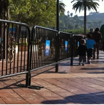 Best Price for Hot-Dip Galvanized Temporary Fencing for Crowd Control Heat Treated Wood 3D Modelling Service Included