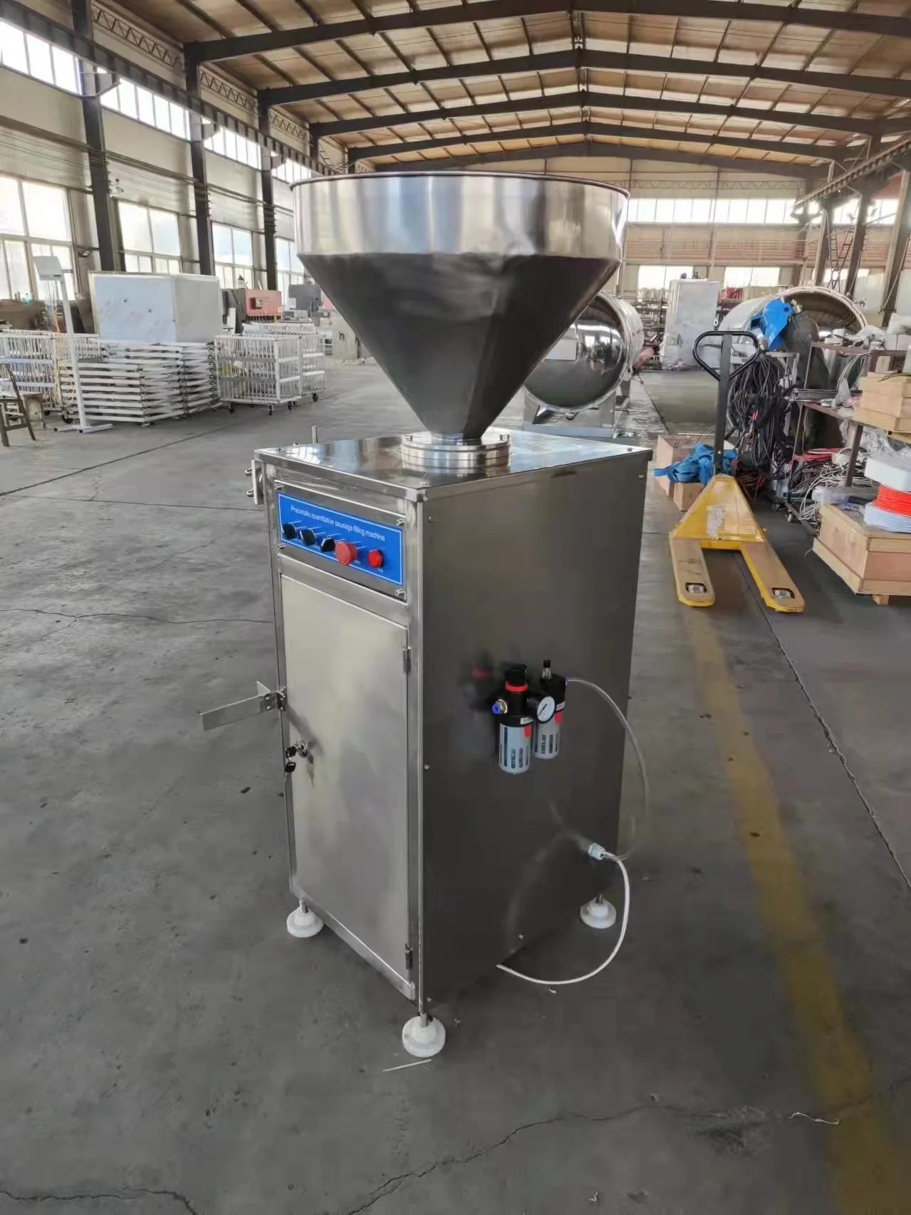 Small Automatic Sausage Fillings and Linking Machine