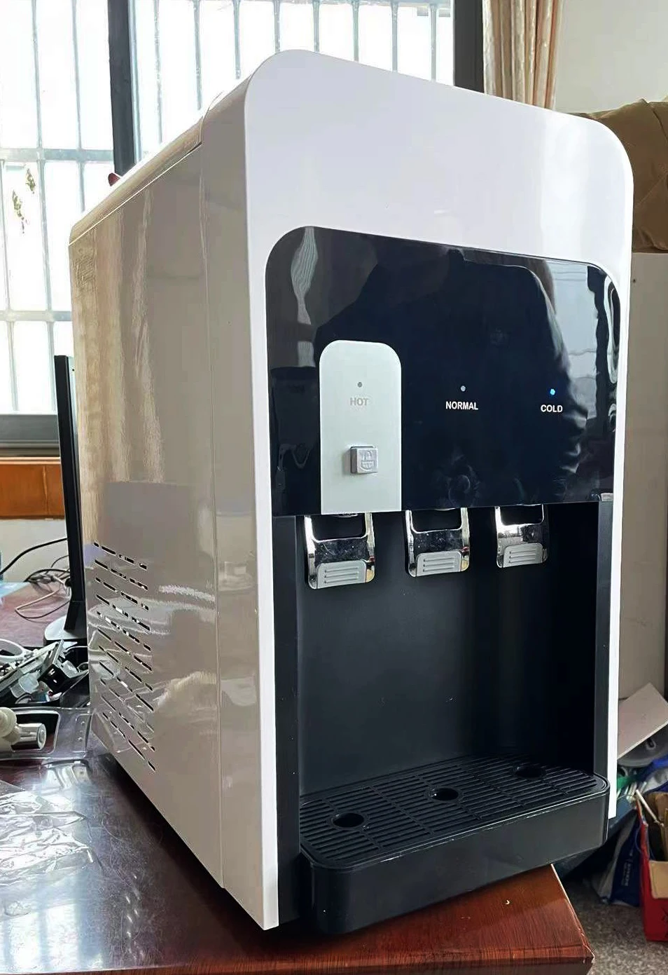 New Style Hot And Cold Water Dispenser With Filter Alkaline Water