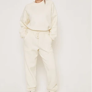 Hot Selling Custom Comfortable Activewear Wholesale Fleece Two Piece Heavyweight New Arrival Women Clothing Sport Tracksuit Set