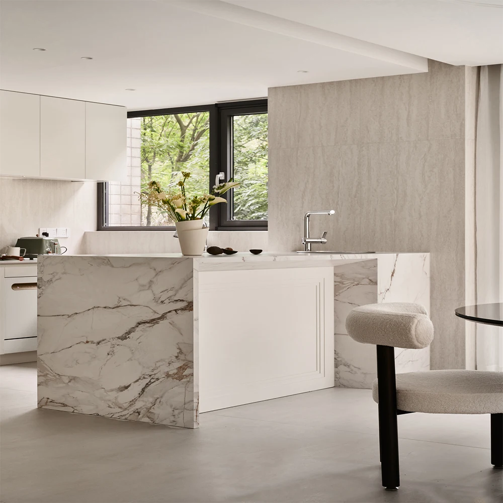 China Made Apartment Kitchen Cabinets Wooden Cabinets Of Shaker Style Lacquer plywood Kitchen vanity