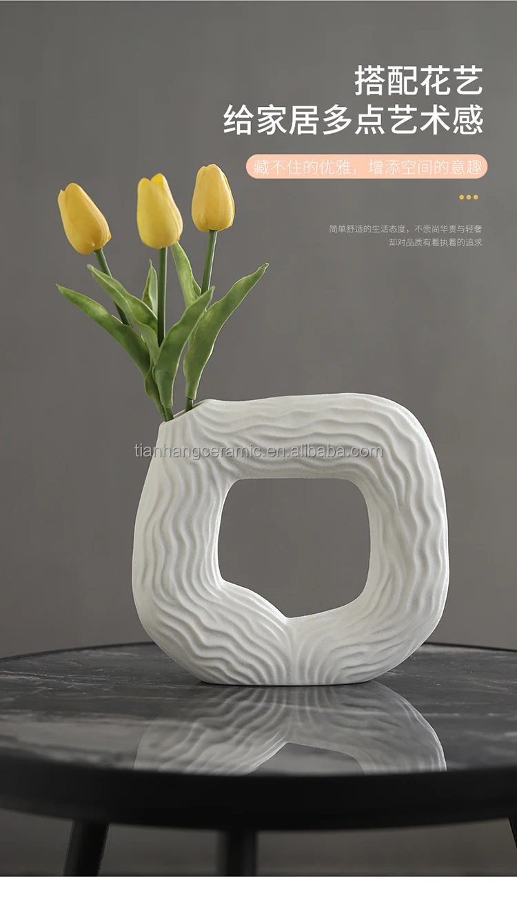 High Luxury Ceramic Vase Dried Flower Arrangement Home Decoration Accessories Desktop Living Room Corrugated Morden Flower Vase.jpg