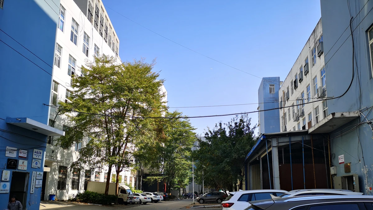 Ningbo Ehang Household Products Co., Ltd. 1