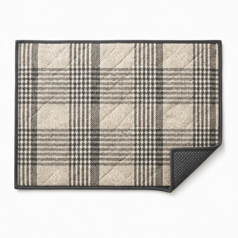 Washable Plaid Print Quilted Pet Mat — Product details 1