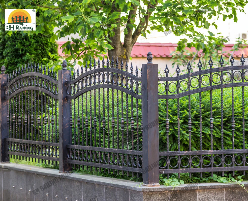 Decorative Wrought Iron Steel Fence - Customizable Metal Fence for Garden \u0026  Security, Eco-Friendly \u0026 Waterproof Solutions, image size:1000x810