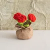 3 bolsas de rosas rojas