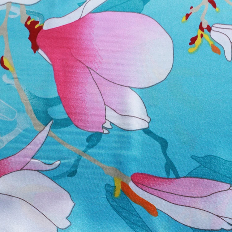 Высококачественная атласная ткань с цифровым цветочным принтом на заказ, 100% полиэстер