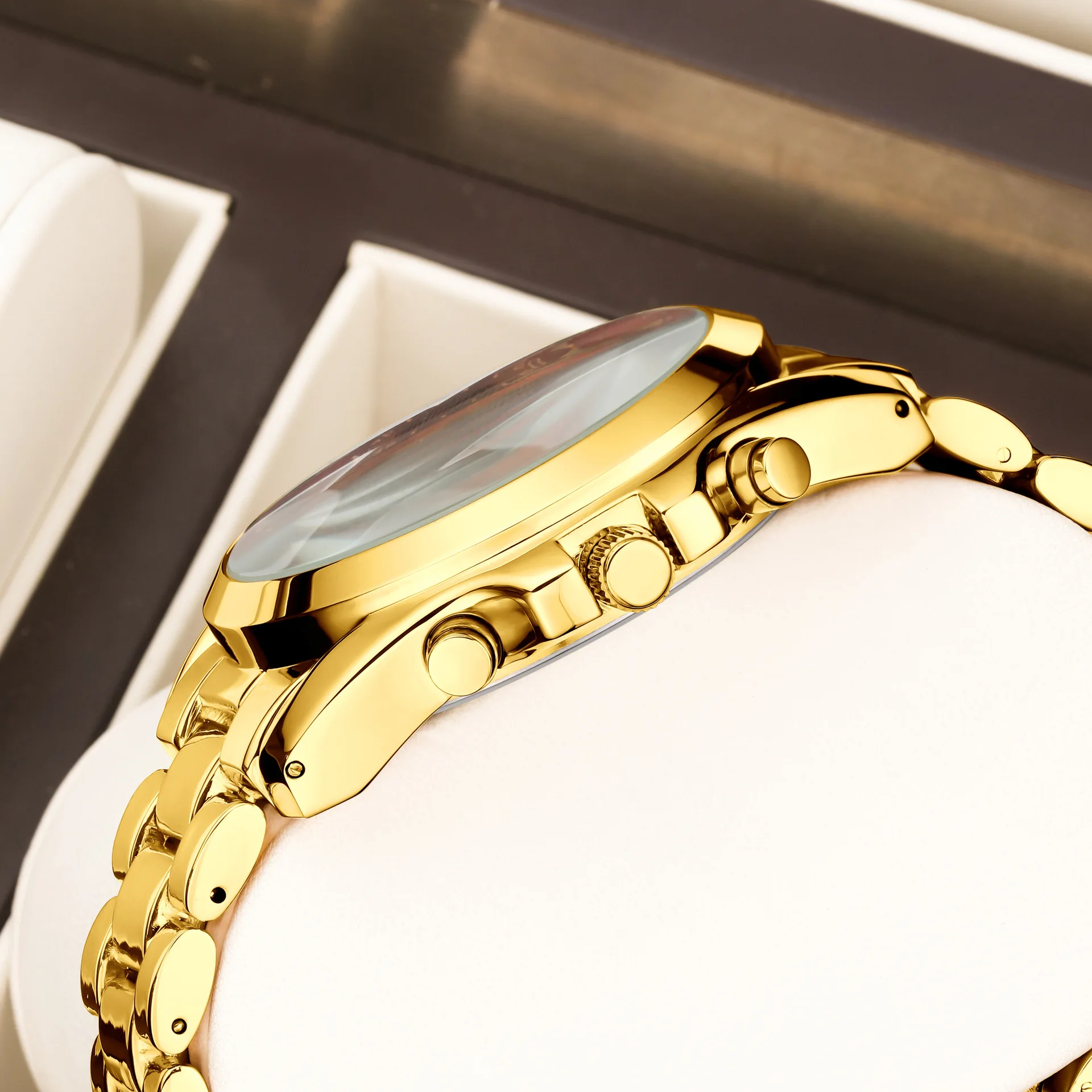 Chronograph Quartz Watch OM-510489