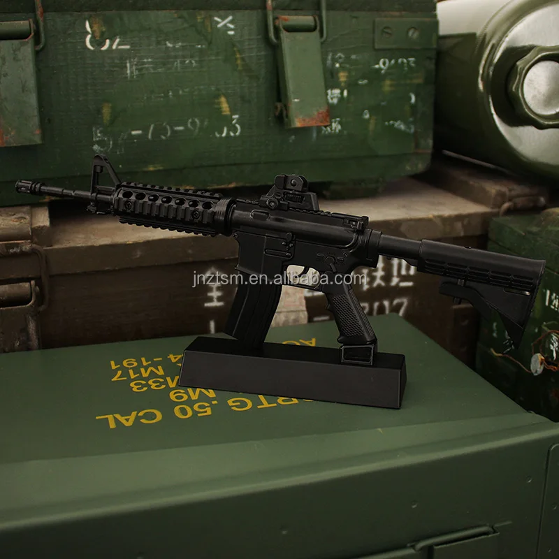 精巧1/3スケール　ミニチュア模型　AR15 M4 精巧1/3スケール ミニチュア AR15 - メルカリ