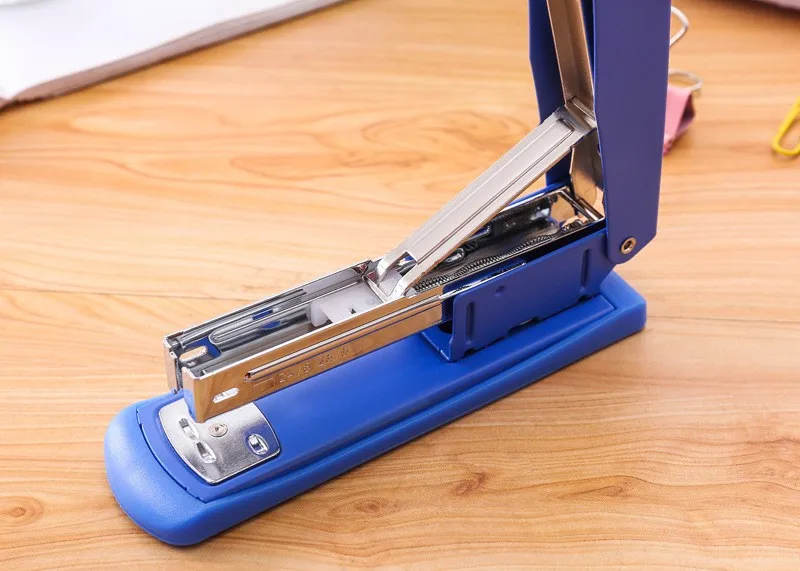 Wholesale 24/6 Classic Student Home Standard Stapler Stapler Office