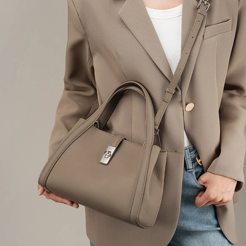 Hot Selling OEM ODM Pebbles Pattern Leather Crossbody Hand Bag Custom Leather Bag for Women’s Shoulder Bags for Female