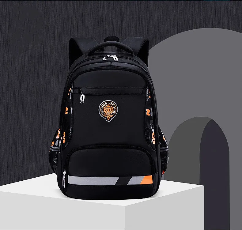 Boys Large Capacity Backpack College Style Backpack Student Schoolbag  Casual Children's School Bag - Main Image