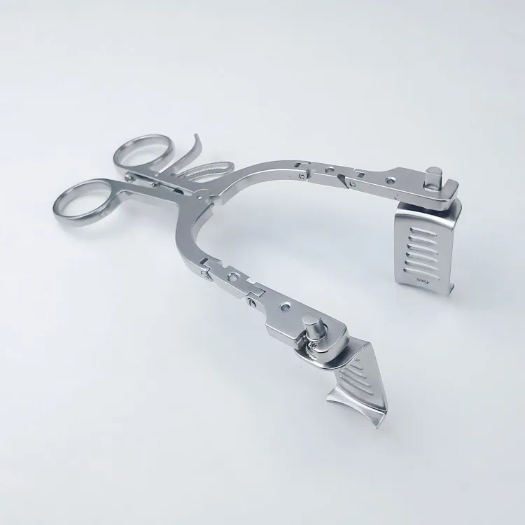 Retractor Details