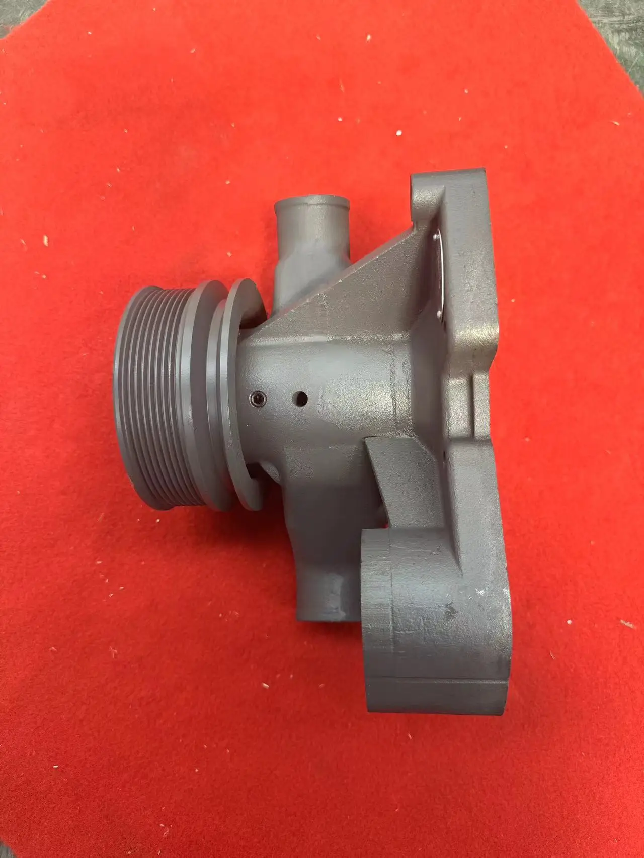 置物 kraan Buy 6261-61-1101 KOMATSU WATER PUMP ASSYdirectly from China