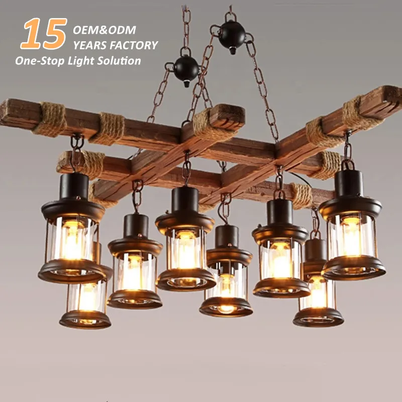 Rustieke wandlamp RICCARDO met wit keramiek