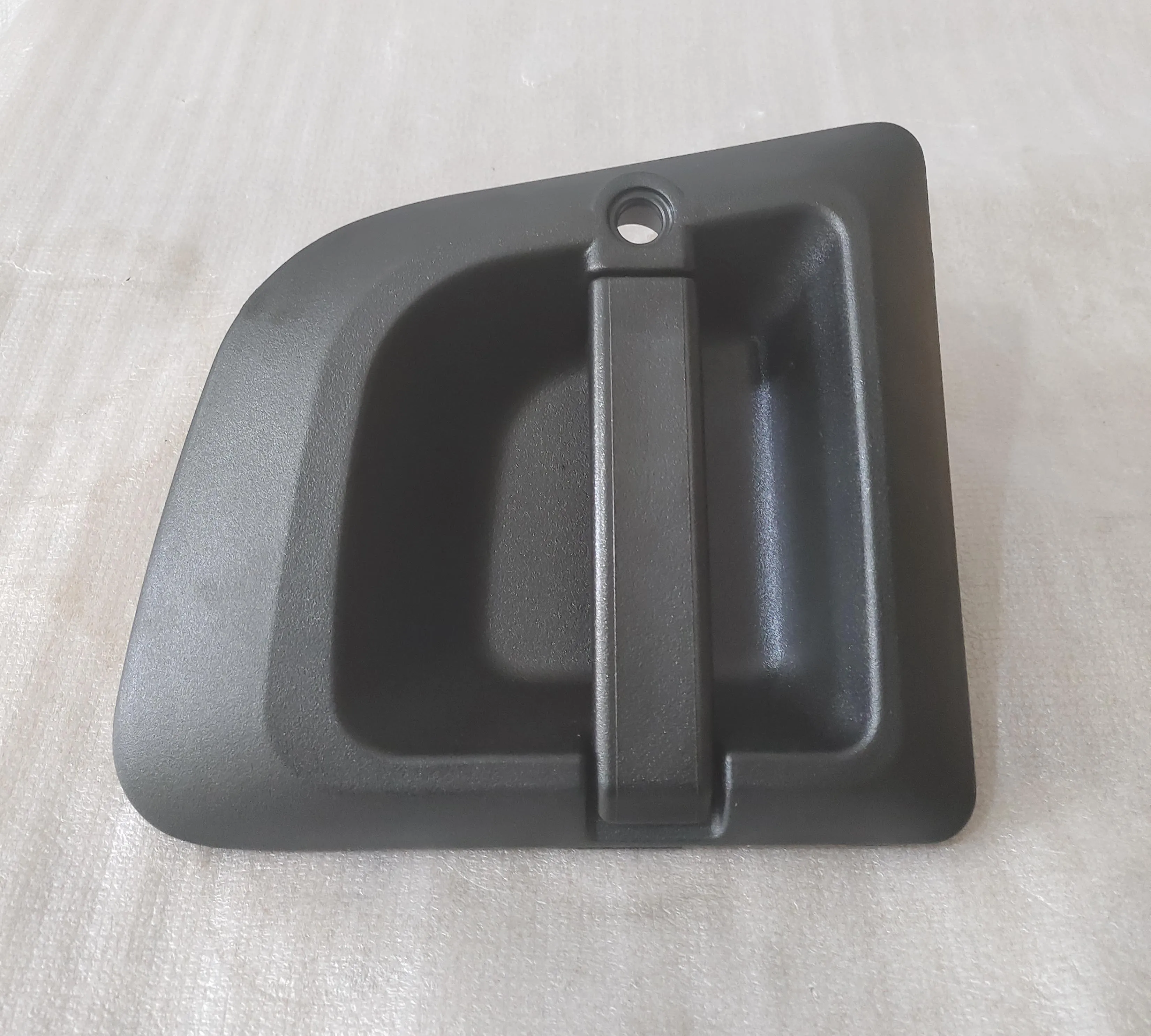 Advantage Supply Left Door Outside Handle Dz14251340015 For Shacman