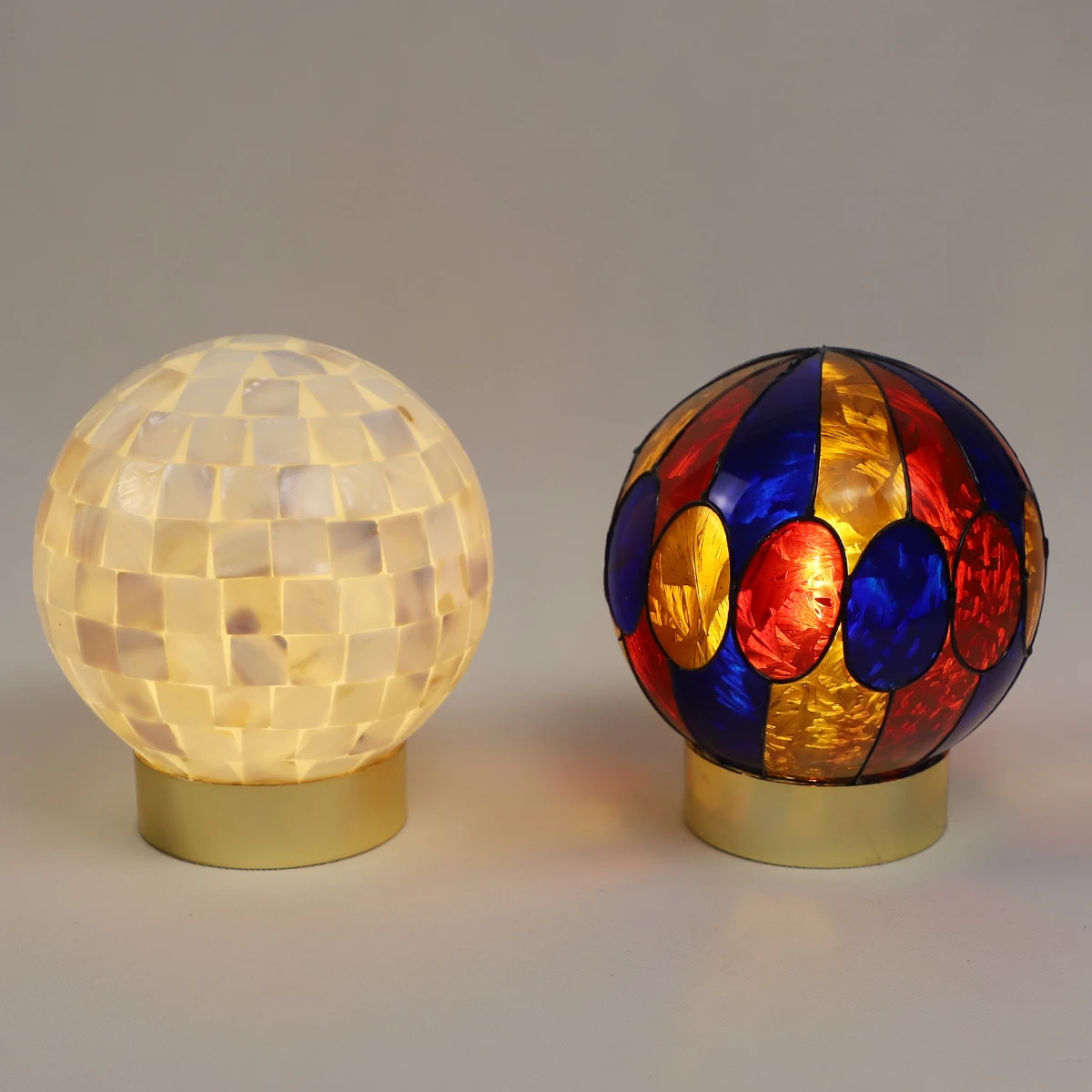 Retro Baroque Style Globe Color Mixed Mosaic Battery Operated Tea Light Lamp Home Bedroom Decoration High Class Restaurant factory