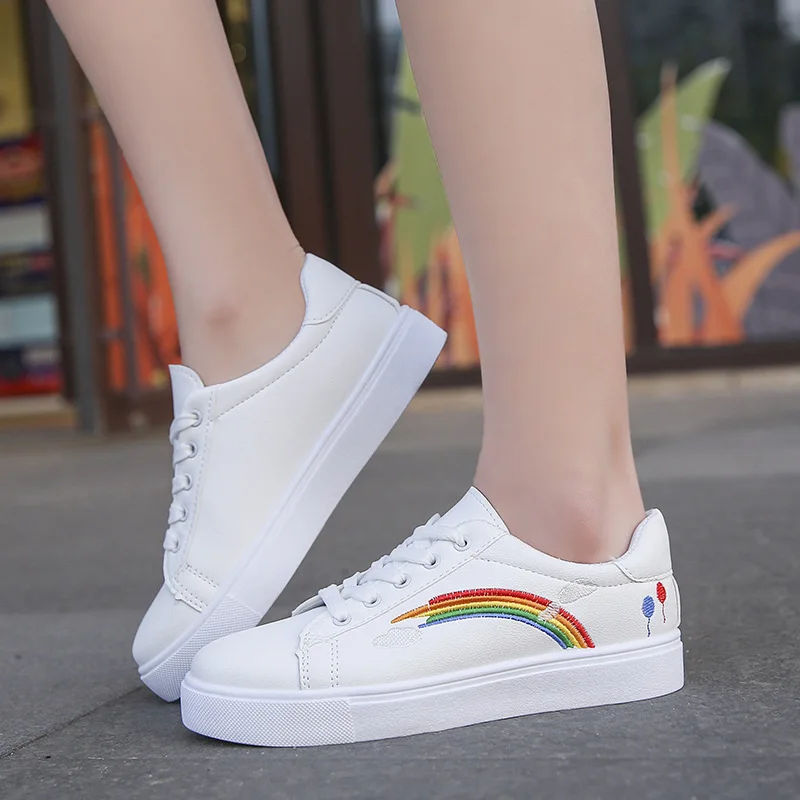 2021 Nieuwe Rainbow Witte Schoenen Vrouwen Platte Schoenen - Buy Kleine Witte  Schoenen,Dames Casual Schoenen,Platte Schoenen Product on Alibaba.com