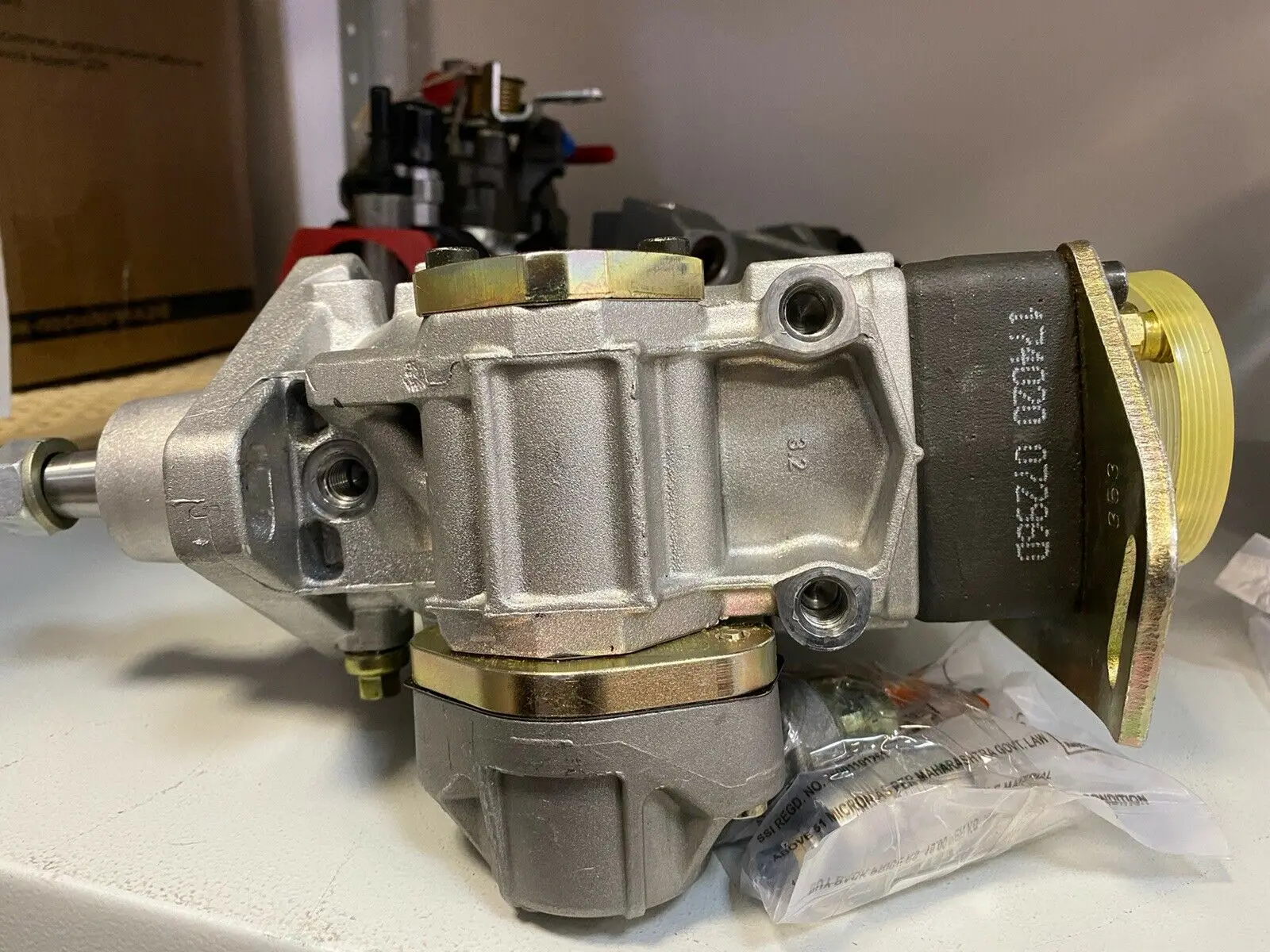 fuel pump EA504068815 0460424304| Alibaba.com